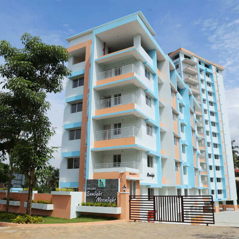 The beautiful entrance to Inland Moonlight.